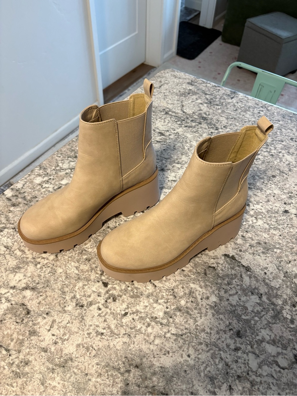 Women’s Chelsea Platform Boot - Tan